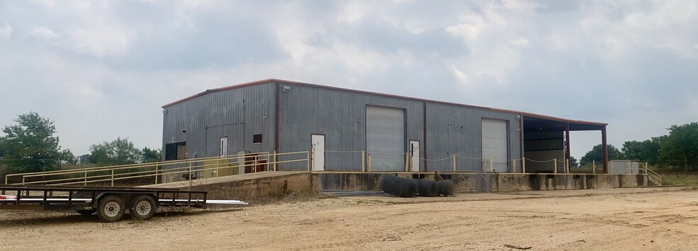 4005 Presidential Corridor W, Caldwell, TX for lease - Building Photo - Image 2 of 6