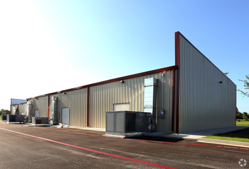 985 E 141st St, Glenpool, OK à louer - Photo du bâtiment - Image 2 de 3