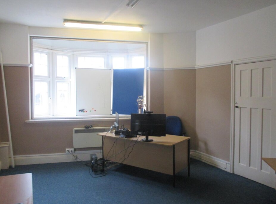 194-200 Brent St, London for lease Interior Photo- Image 1 of 3