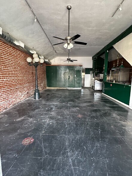 3301-3311 Motor Ave, Los Angeles, CA à louer - Photo du bâtiment - Image 2 de 12