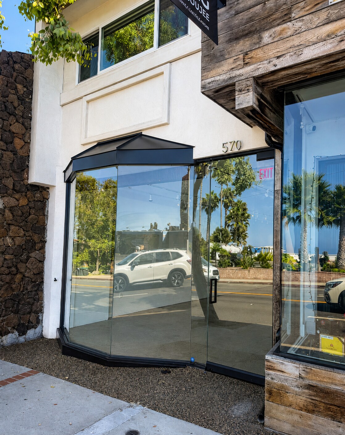 570 S Coast Hwy, Laguna Beach, CA à louer Photo du bâtiment- Image 1 de 7