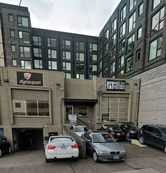 1321 NW 17th Ave, Portland, OR for sale - Building Photo - Image 2 of 10