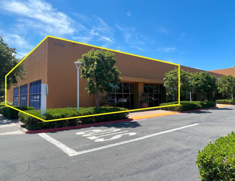 13400 Jamboree Rd, Tustin, CA for lease Building Photo- Image 1 of 1