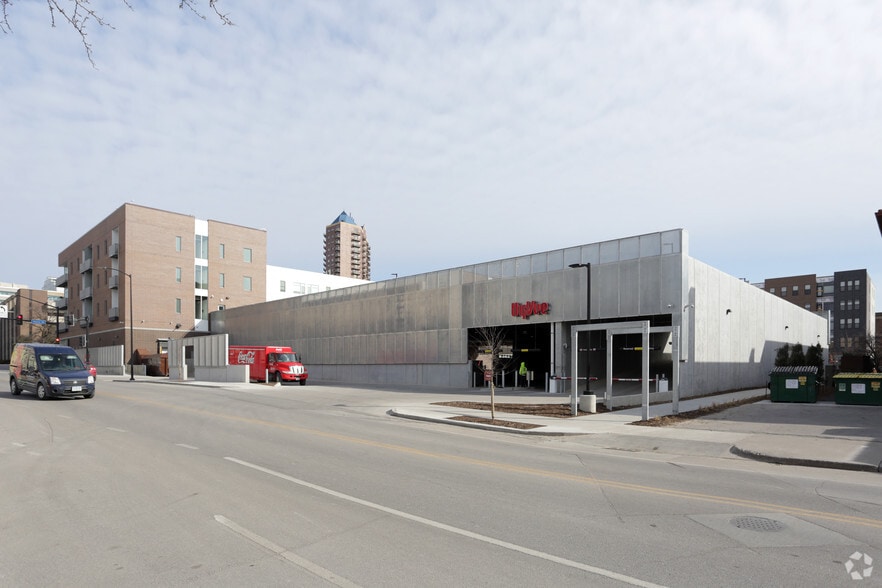 420 Court Ave, Des Moines, IA for lease - Building Photo - Image 3 of 7