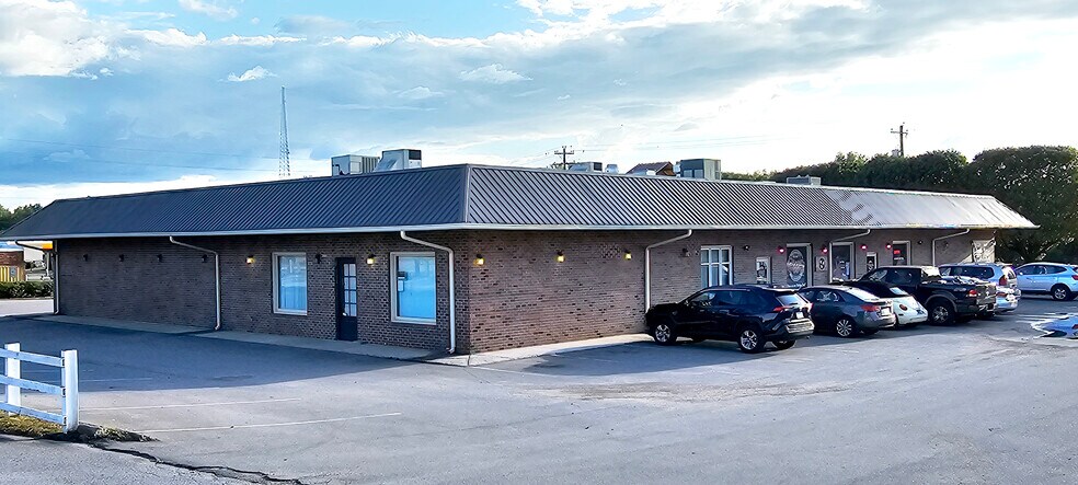 205-217 Gifford Pl, Joelton, TN à vendre - Photo du bâtiment - Image 3 de 6