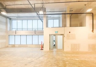 1215 Frances St, Vancouver, BC à louer Photo intérieure- Image 2 de 5