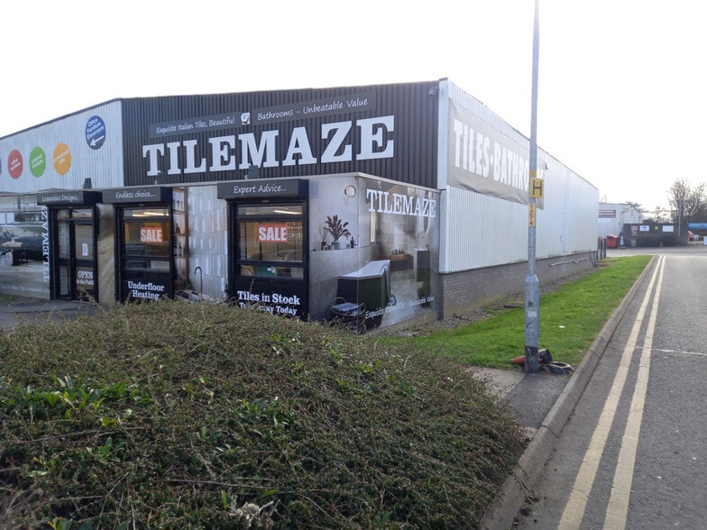 4 Stafford Park, Telford for lease - Primary Photo - Image 1 of 2