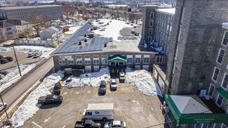 Plus de détails pour 657 Quarry St, Fall River, MA - Spécialité à vendre