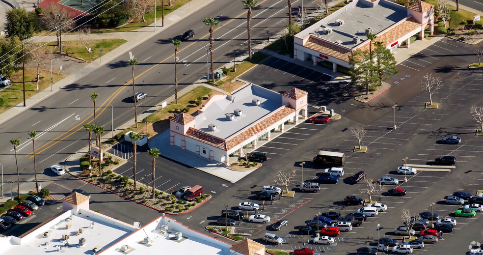 3027 Rancho Vista Blvd, Palmdale, CA for lease - Building Photo - Image 1 of 8