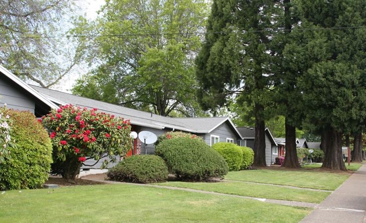 171 SW Court St, Dallas, OR for sale - Building Photo - Image 3 of 16