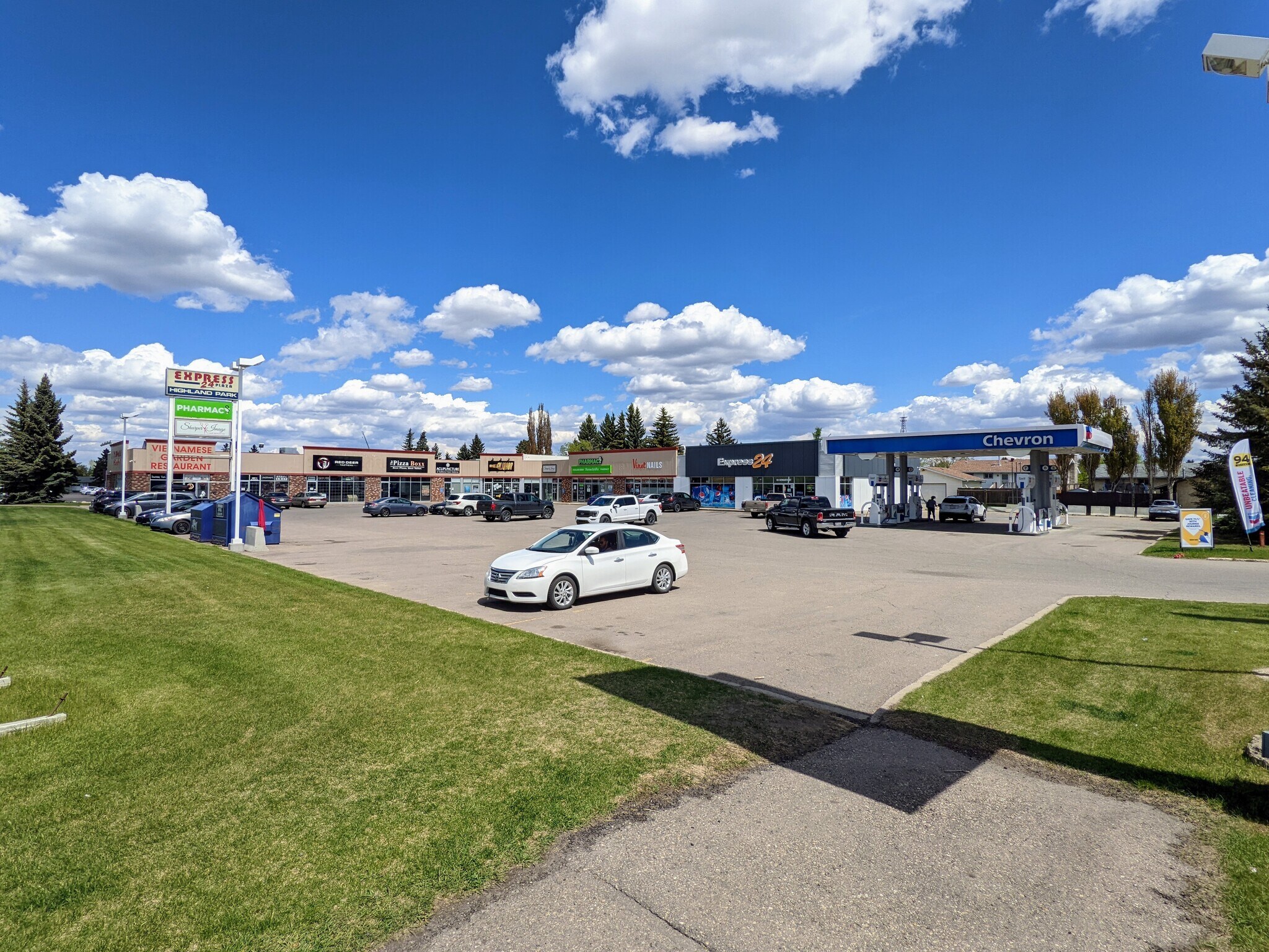 88 Howarth St, Red Deer, AB for sale Building Photo- Image 1 of 1