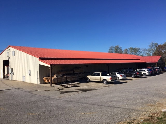 615 Pine Crest Rd, Lancaster, KY for sale - Building Photo - Image 1 of 15