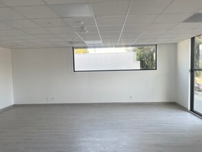 15721 Vanowen St, Van Nuys, CA for lease Building Photo- Image 2 of 3