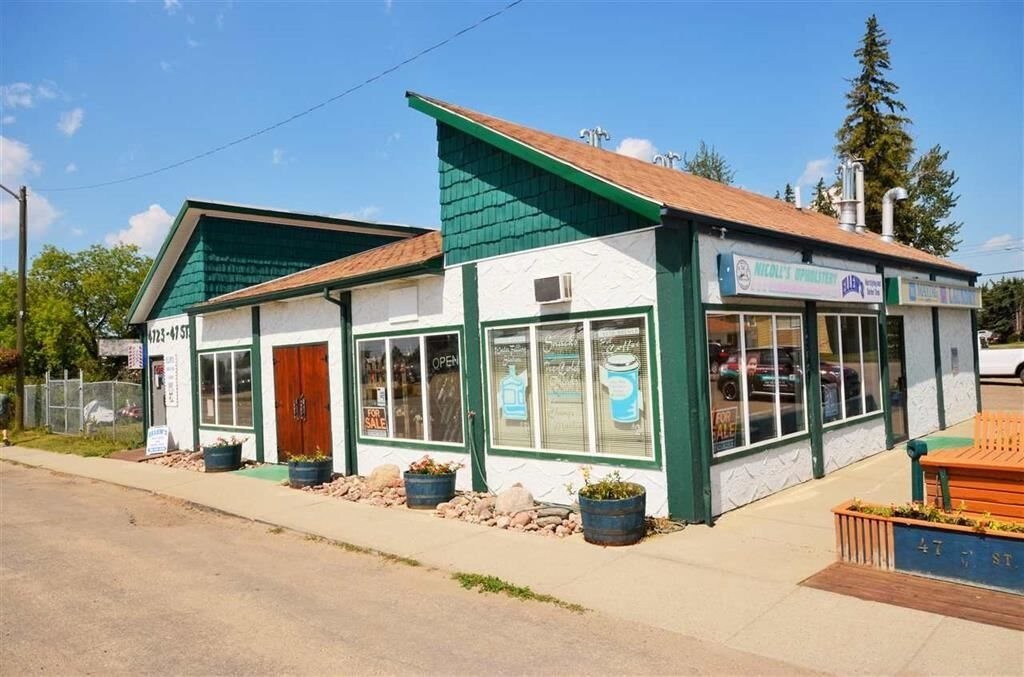 4723 47 St, Alberta Beach, AB for sale Primary Photo- Image 1 of 1