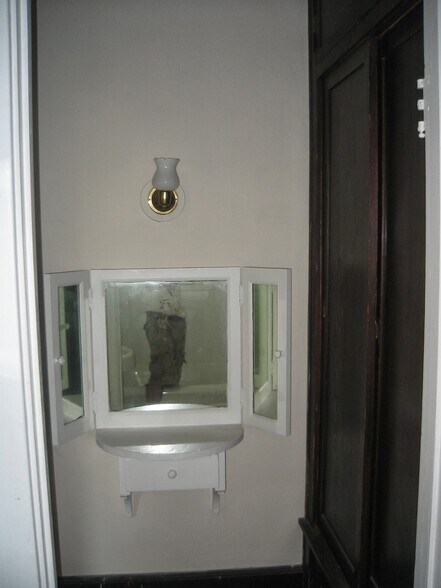 2240 Norwood Ave, Cincinnati, OH à vendre - Photo du bâtiment - Image 2 de 10