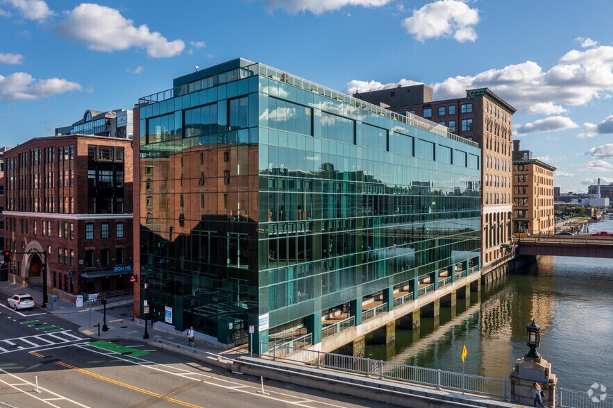 303 Congress St, Boston, MA à louer - Photo du bâtiment - Image 2 de 9