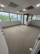 801 Wayne Ave, Silver Spring, MD for lease Interior Photo- Image 1 of 4
