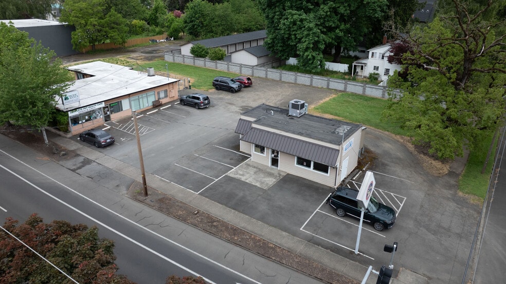 Forest Grove Mixed-Use Pad portfolio of 2 properties for sale on LoopNet.ca - Aerial - Image 1 of 7