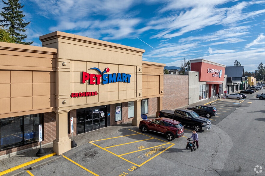 22441 Dewdney Trunk Rd, Maple Ridge, BC for lease - Building Photo - Image 2 of 5