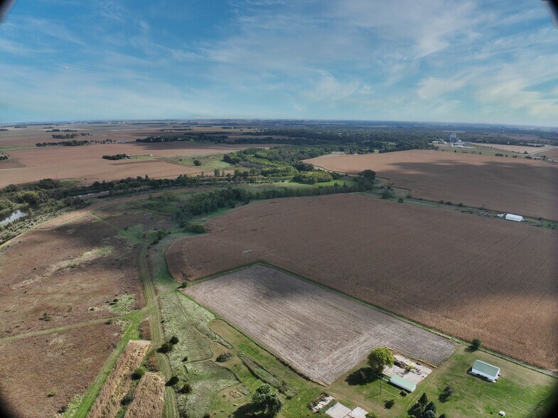 Red Ball Rd, Rockford, IA à vendre - Photo du bâtiment - Image 2 de 30