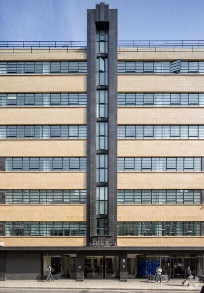 42-47 Minories, Londres à vendre - Photo du bâtiment - Image 3 de 3