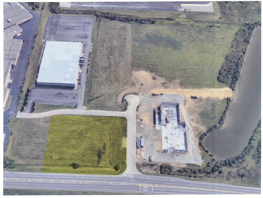 Premier Way, West Chester, OH à vendre Photo du bâtiment- Image 1 de 2