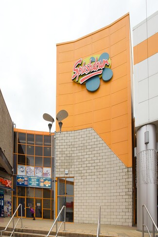 Plus de détails pour Yarrow Rd, Poole - Commerce de détail à louer