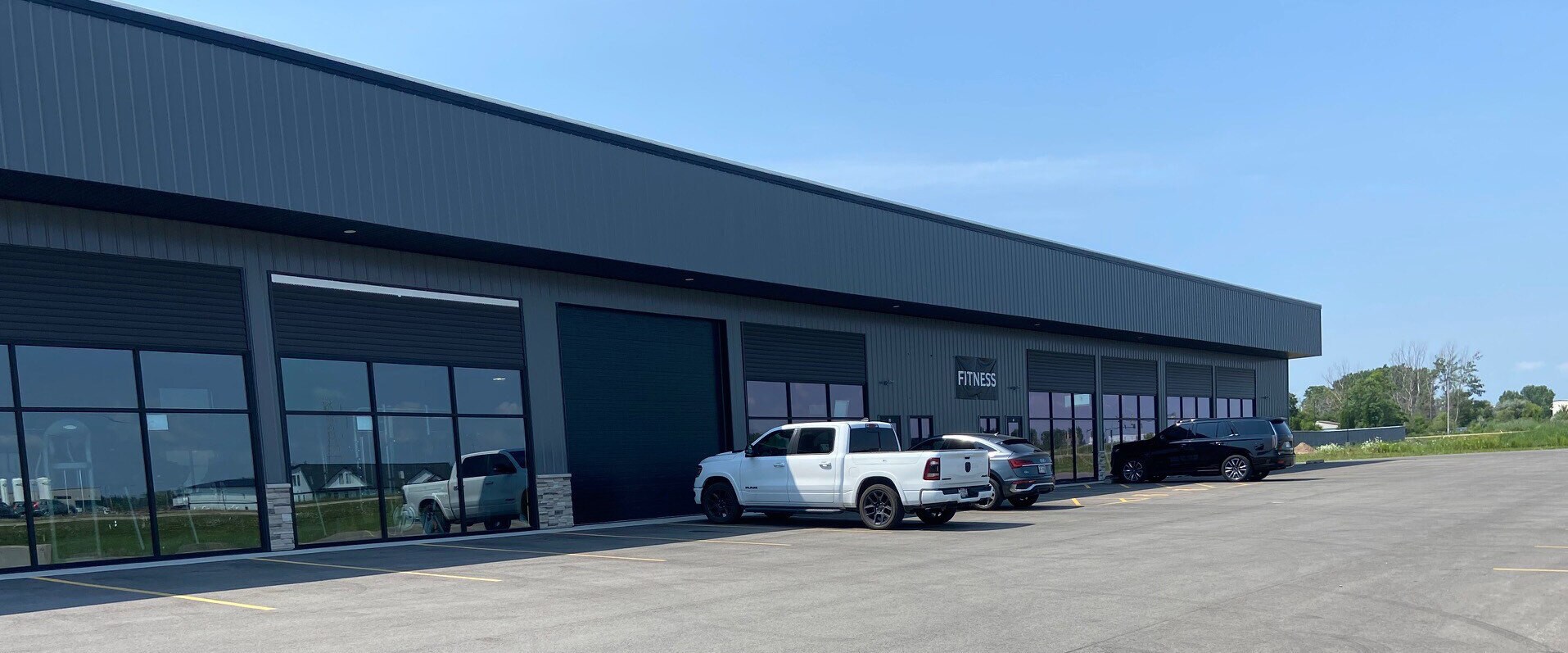 5700 W Clairemont Dr, Grand Chute, WI for lease Building Photo- Image 1 of 7