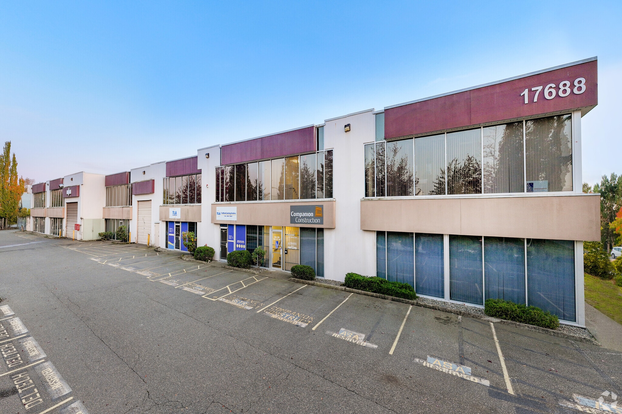 17688 66th Ave, Surrey, BC à louer Photo du bâtiment- Image 1 de 16
