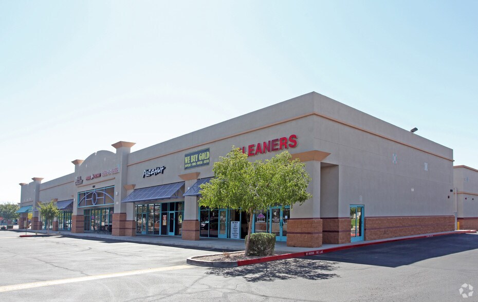 2060 S Power Rd, Gilbert, AZ à louer - Photo du bâtiment - Image 1 de 6