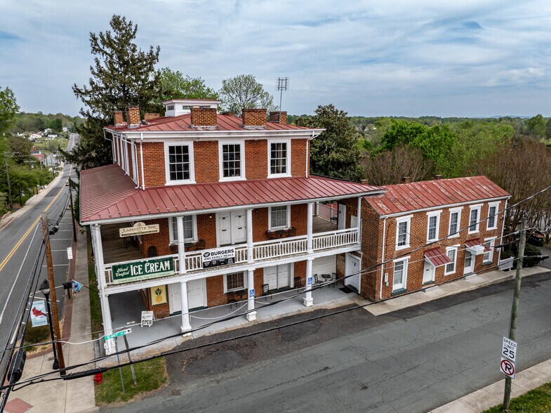 146 Main St, Stanardsville, VA à vendre - Photo du bâtiment - Image 3 de 61