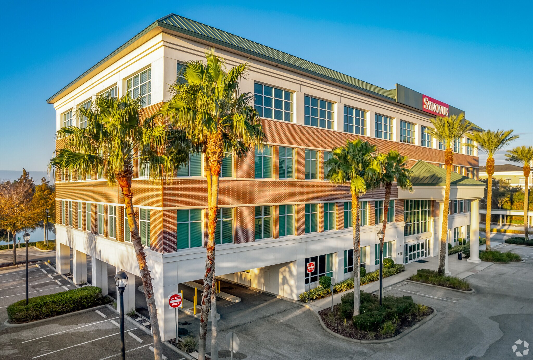 12450 Roosevelt Blvd, Saint Petersburg, FL for lease Building Photo- Image 1 of 15