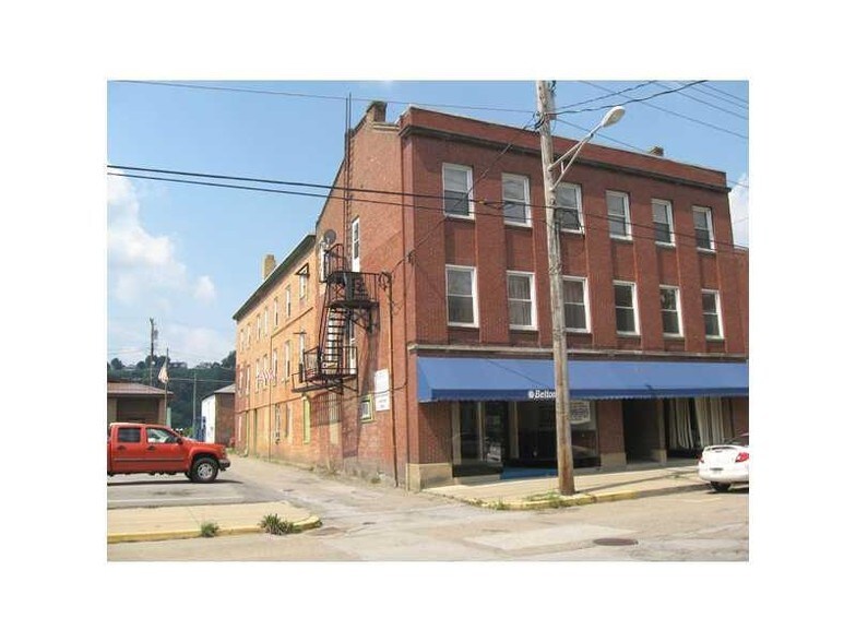 139-141 S Jefferson St, Kittanning, PA à vendre - Photo du bâtiment - Image 3 de 19