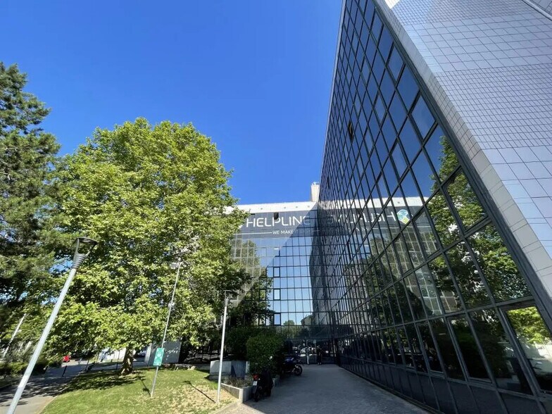 177 Avenue Georges Clemenceau, Nanterre à louer - Photo du bâtiment - Image 2 de 3