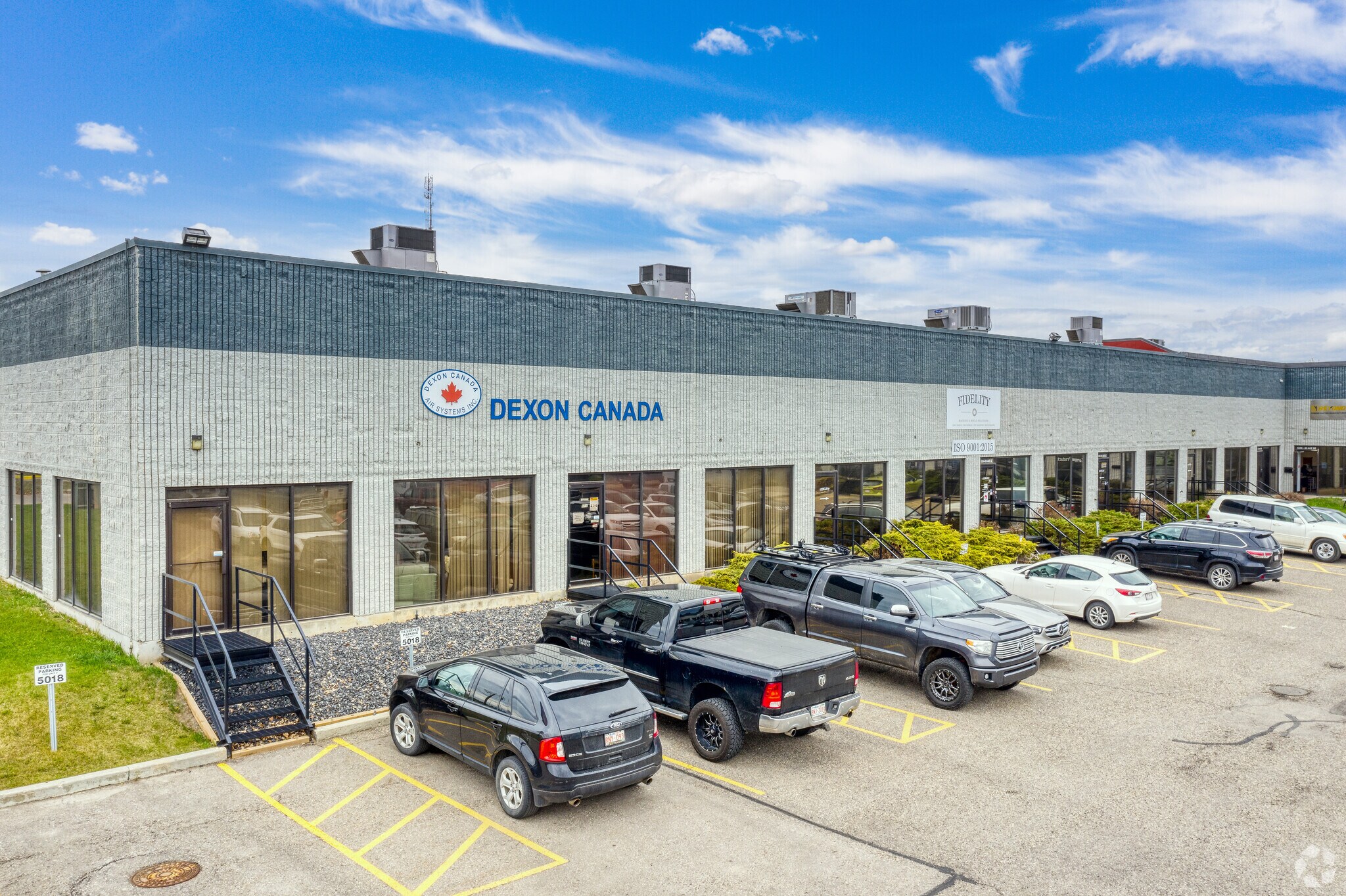 5018-5198 80 Av SE, Calgary, AB for sale Primary Photo- Image 1 of 5