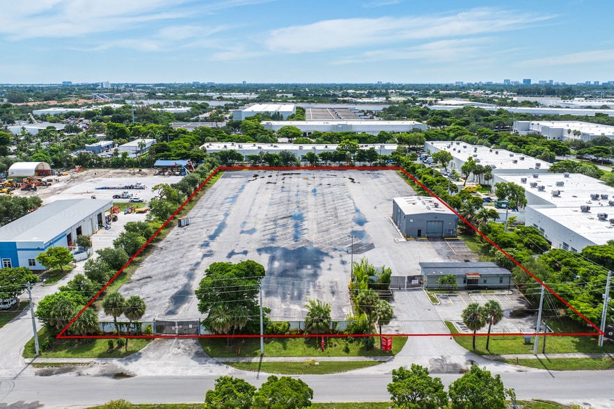 3120D NW 16th Ter, Pompano Beach, FL for lease - Building Photo - Image 3 of 7