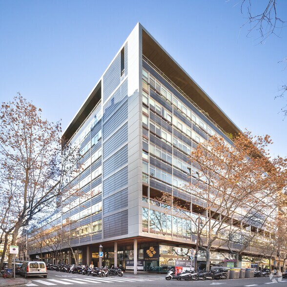 Bureau dans Barcelone, Barcelona à louer - Photo du bâtiment - Image 3 de 5