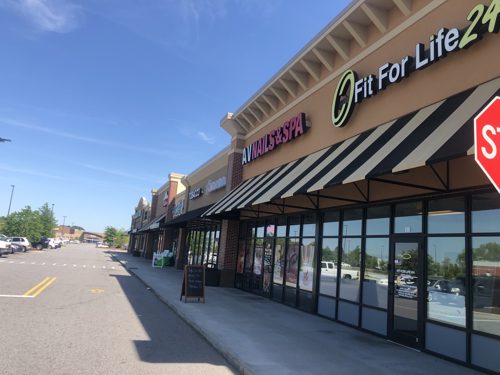 4600 E 10th St, Greenville, NC for lease Primary Photo- Image 1 of 25