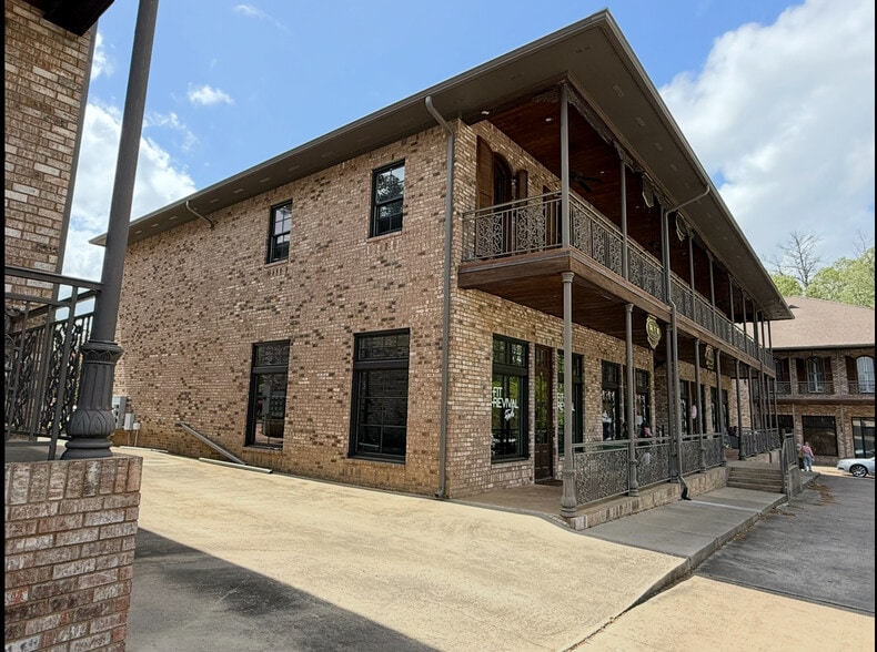 101 W Washington St, Ridgeland, MS for lease - Building Photo - Image 2 of 6