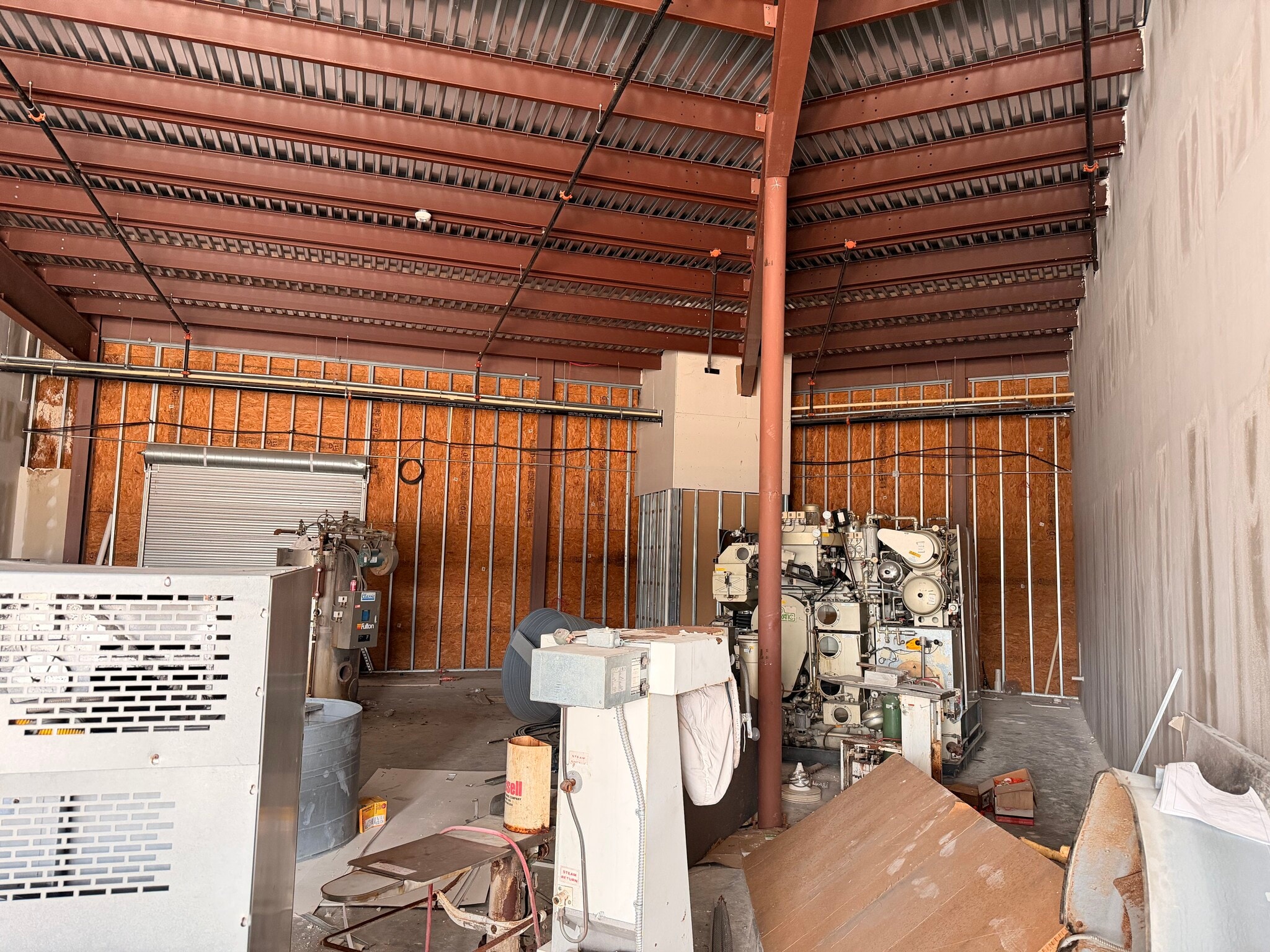 1380 Texas Pky, Stafford, TX for lease Interior Photo- Image 1 of 3