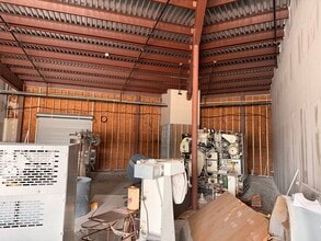 1380 Texas Pky, Stafford, TX for lease Interior Photo- Image 1 of 3