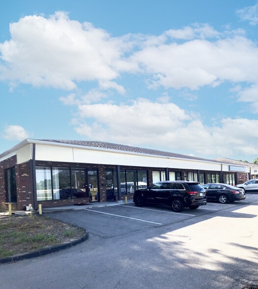 12440-12450 Lusher Rd, Saint Louis, MO for lease - Building Photo - Image 2 of 3