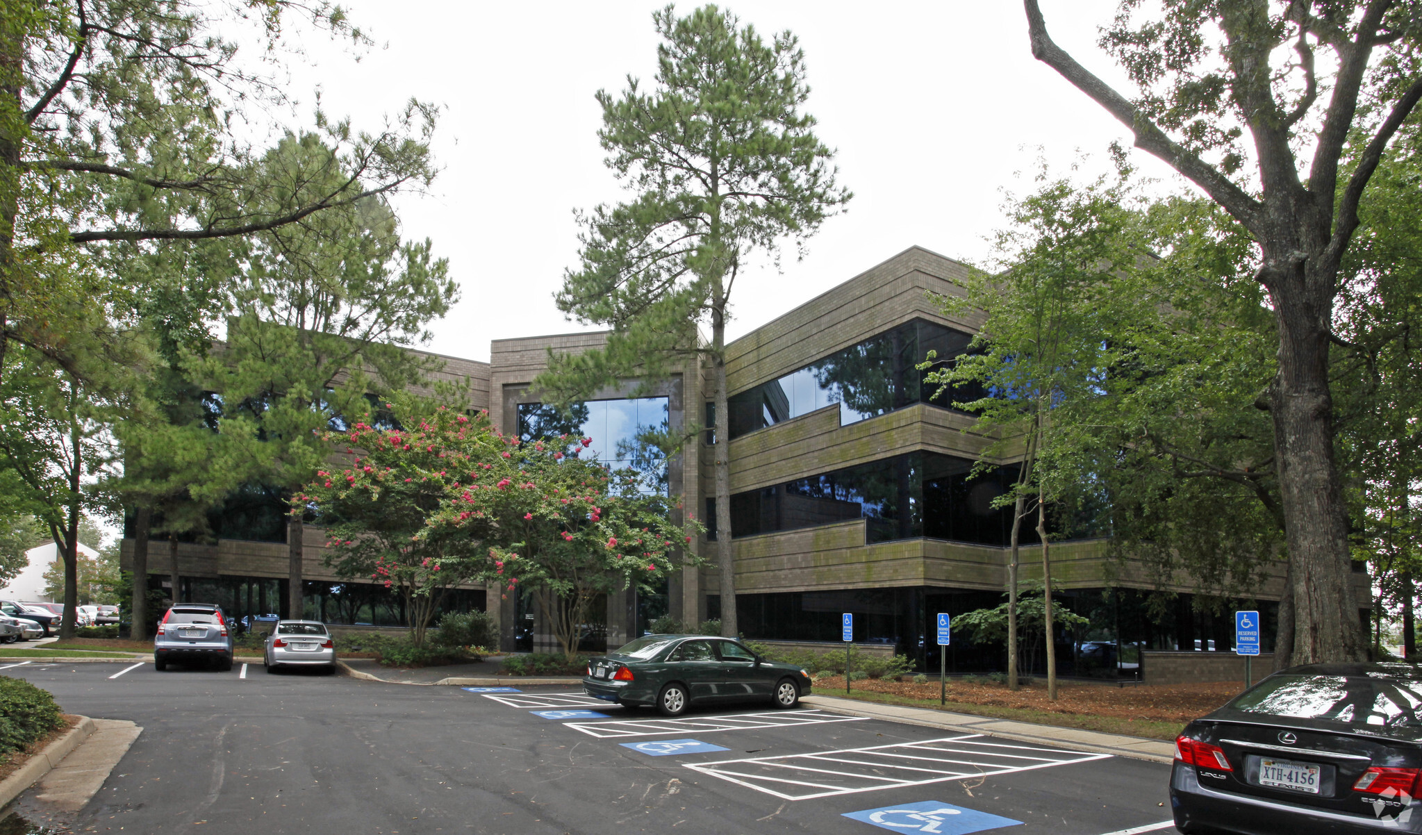 5544 Greenwich Rd, Virginia Beach, VA for lease Primary Photo- Image 1 of 5