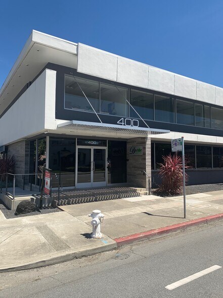 400-410 Estudillo Ave, San Leandro, CA à vendre - Photo du bâtiment - Image 1 de 1