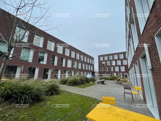 More details for 82 Rue Winston Churchill, Lille - Office for Sale
