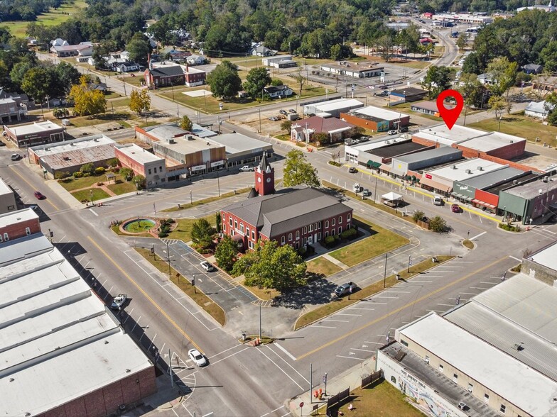 342 Court Ave, Elba, AL for sale - Building Photo - Image 3 of 42