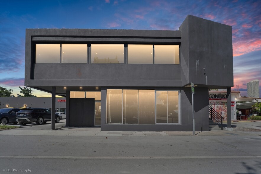 1820 SW 3rd Ave, Miami, FL for lease - Building Photo - Image 2 of 17