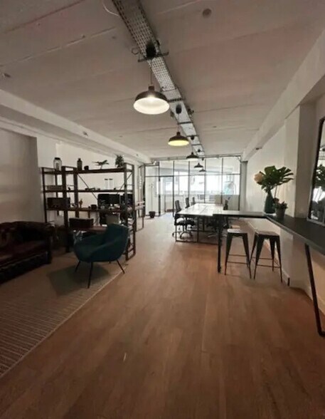 Bureau dans Paris à louer - Photo intérieure - Image 2 de 8