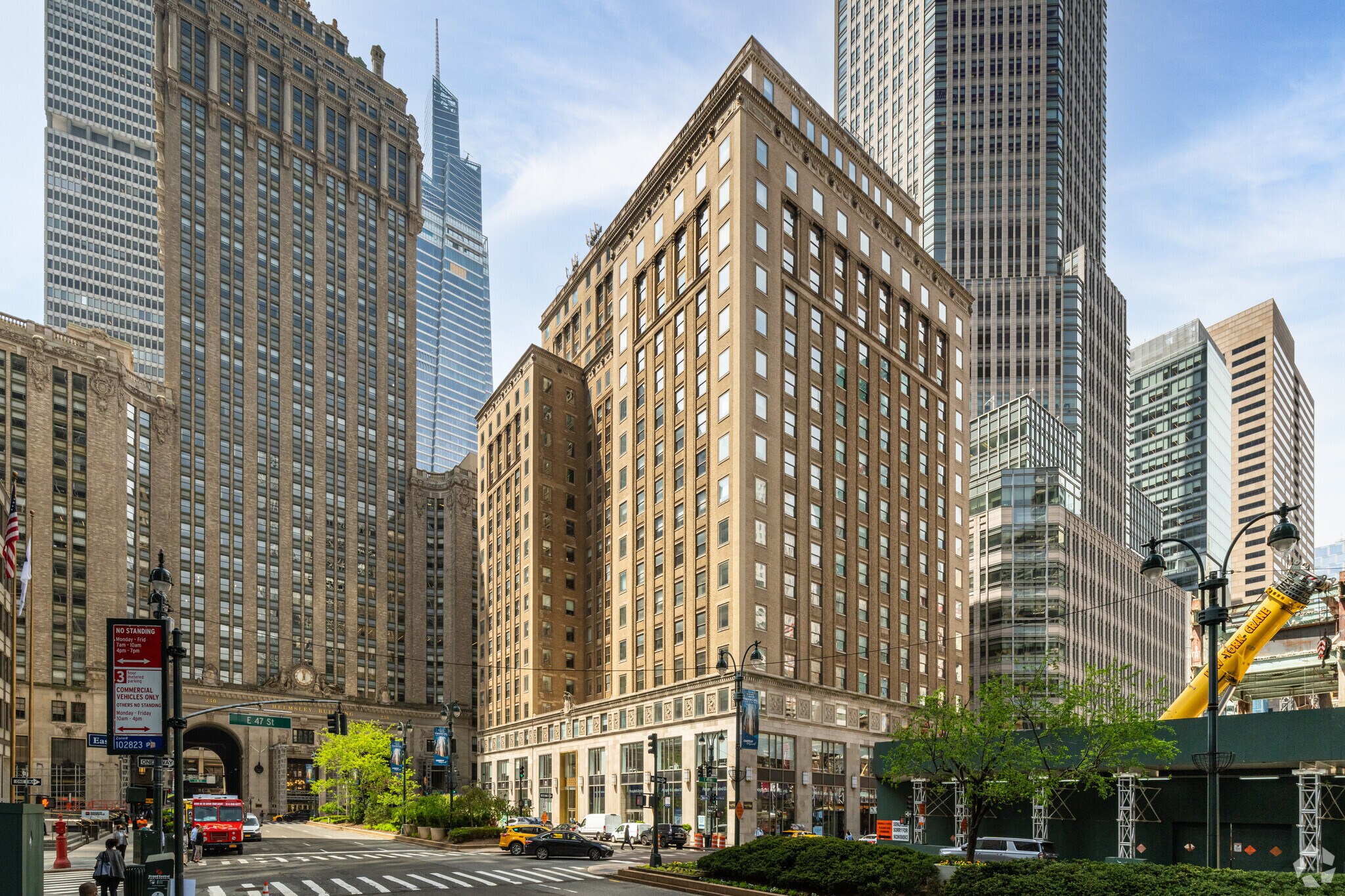 250 Park Ave, New York, NY à louer Photo du bâtiment- Image 1 de 9