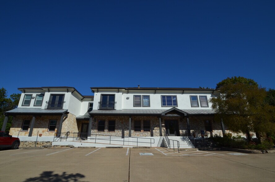 205 Wild Basin Rd, Austin, TX à louer - Photo du bâtiment - Image 2 de 7